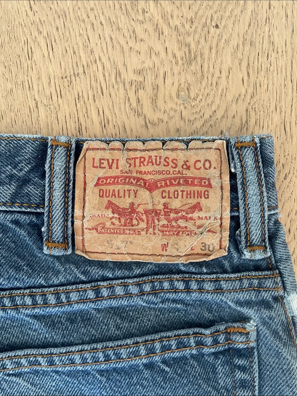 Vintage Levi’s 517 Bootcut Jeans - Picture 8 of 9